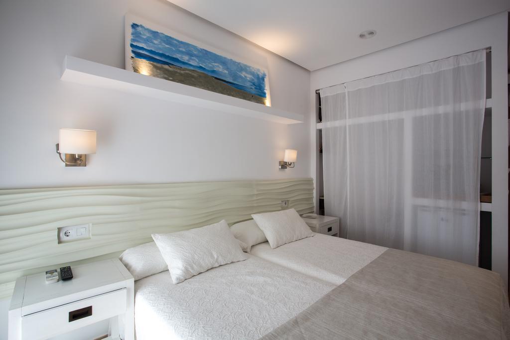 Hotel Bahia La Savina  Dış mekan fotoğraf