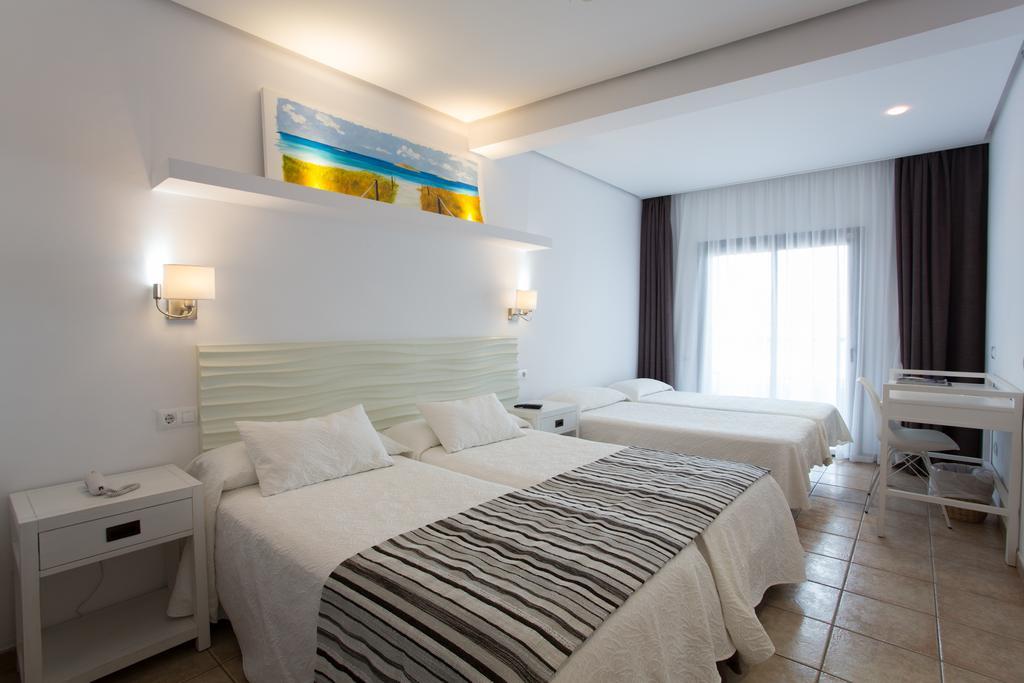 Hotel Bahia La Savina  Dış mekan fotoğraf