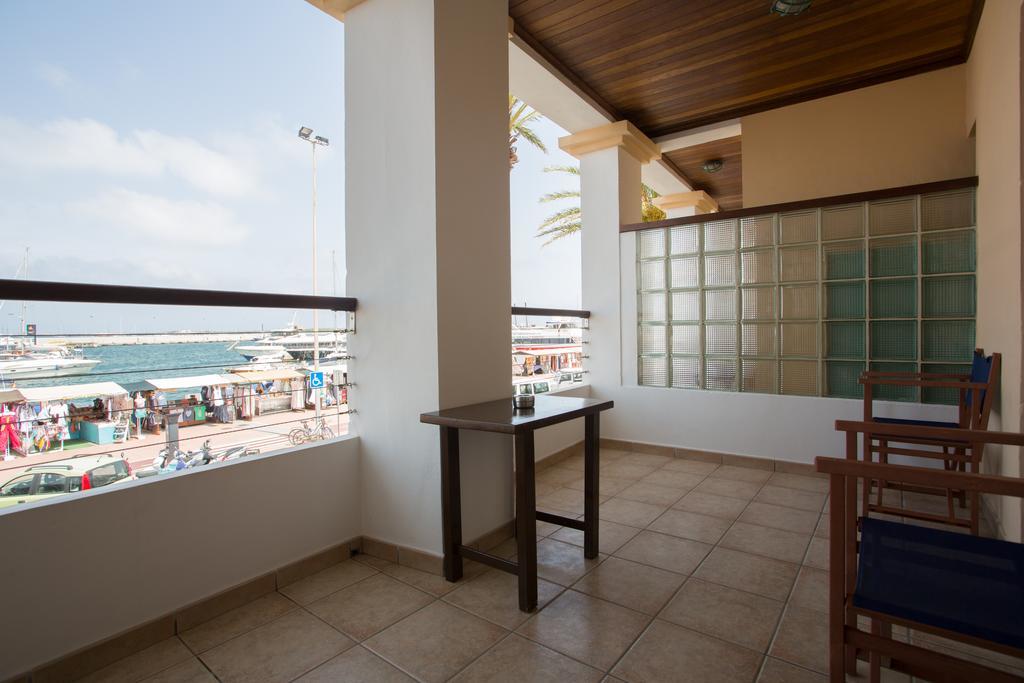 Hotel Bahia La Savina  Dış mekan fotoğraf