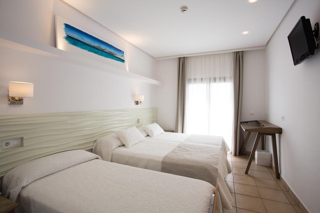 Hotel Bahia La Savina  Dış mekan fotoğraf