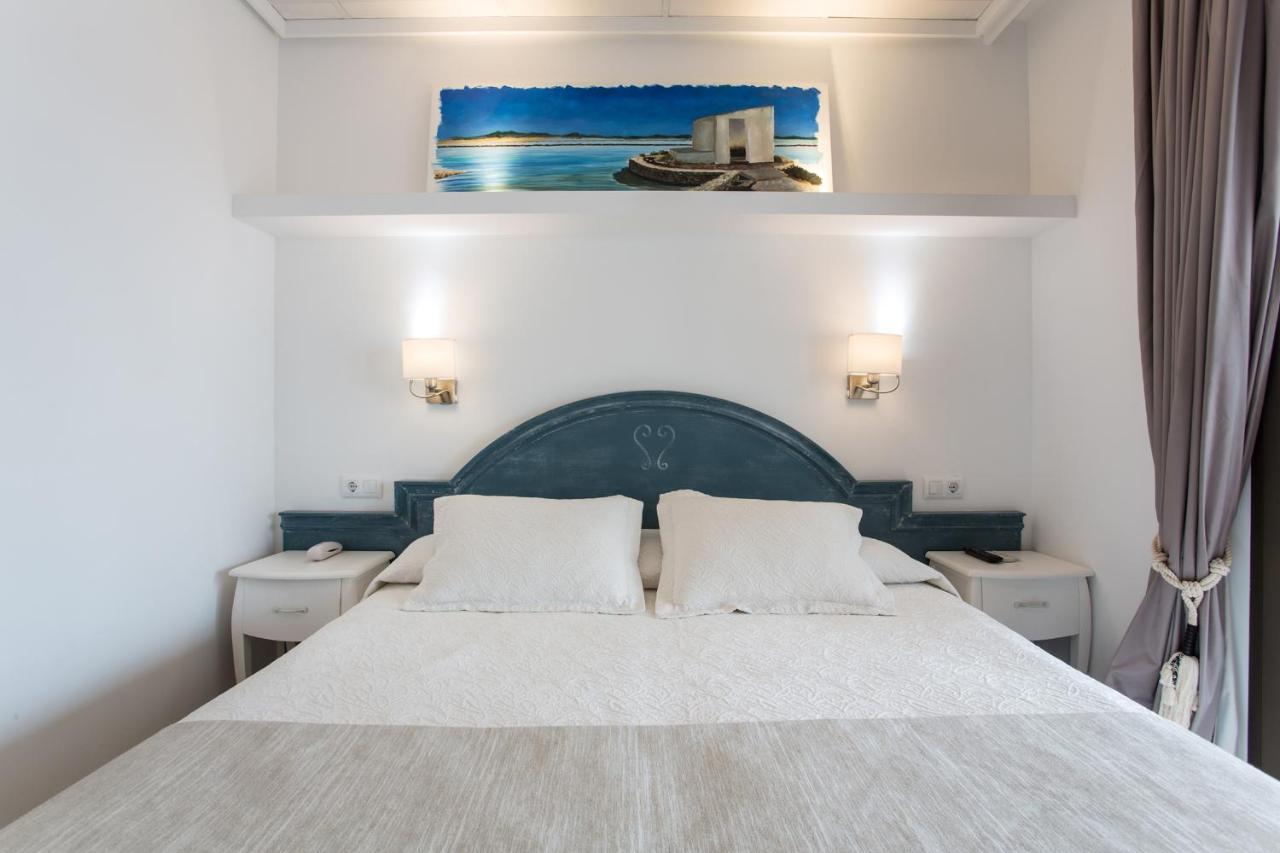 Hotel Bahia La Savina  Dış mekan fotoğraf